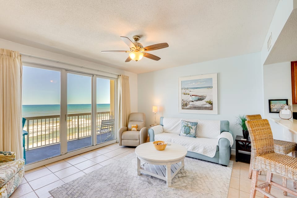 Panama City Beach Paradise w/ Pool & Hot Tub! Apartment in Lower Grand Lagoon