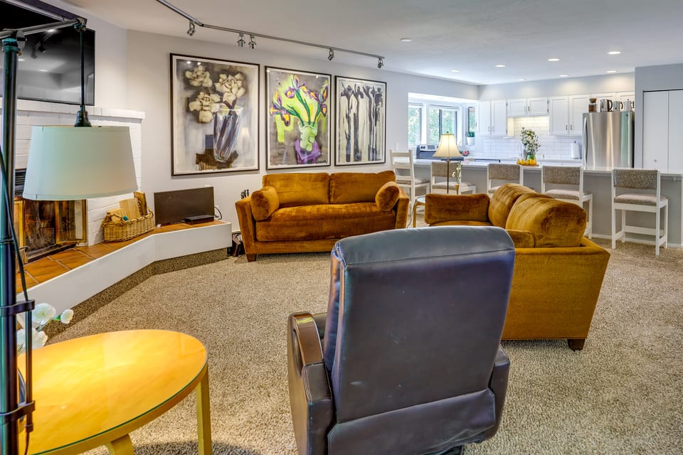 1/2 Mi to Lake Dillon: Mtn-View Condo in Frisco Apartment in Frisco