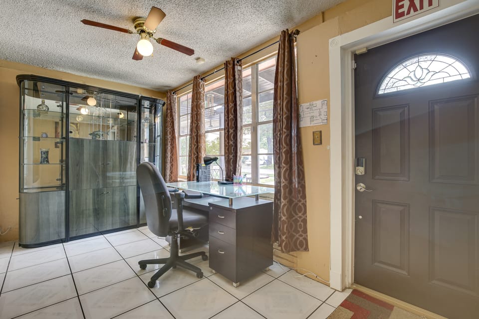 4 Mi to Beach: Hollywood Home w/ Patios! House in Hollywood