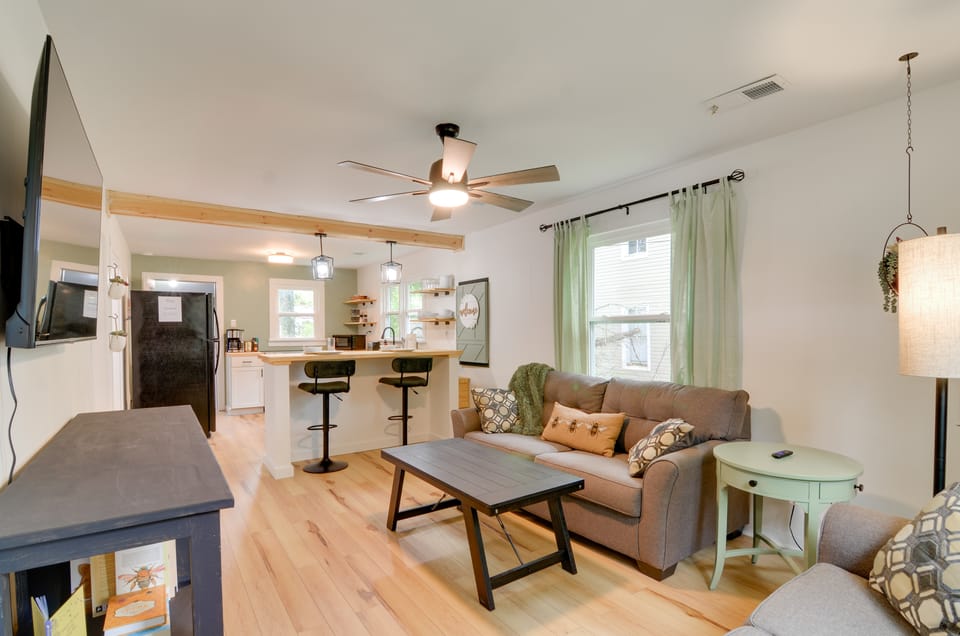 Burnside Vacation Rental, Walk to Lake Cumberland! House in Burnside