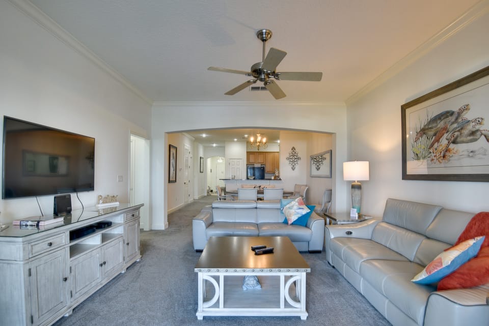 Spacious Palm Coast Condo: Balcony, Beach Access! Apartment in Palm Coast