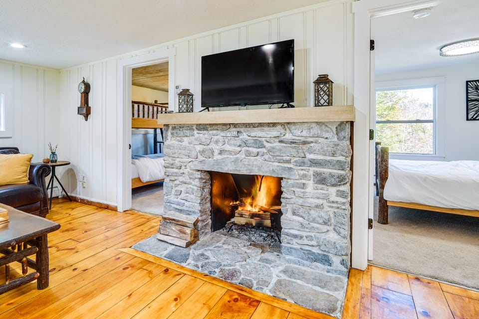 'Mount Pine' Summer Escape Near the Green Mtns! House in Wardsboro
