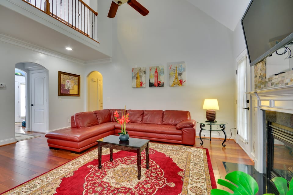 High Point Vacation Rental w/ Private Deck! House in High Point