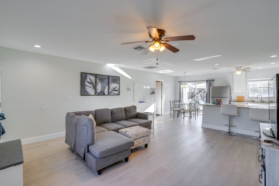 Fort Myers Vacation Home w/ Patio ~ 14 Mi to Beach House in Lee County