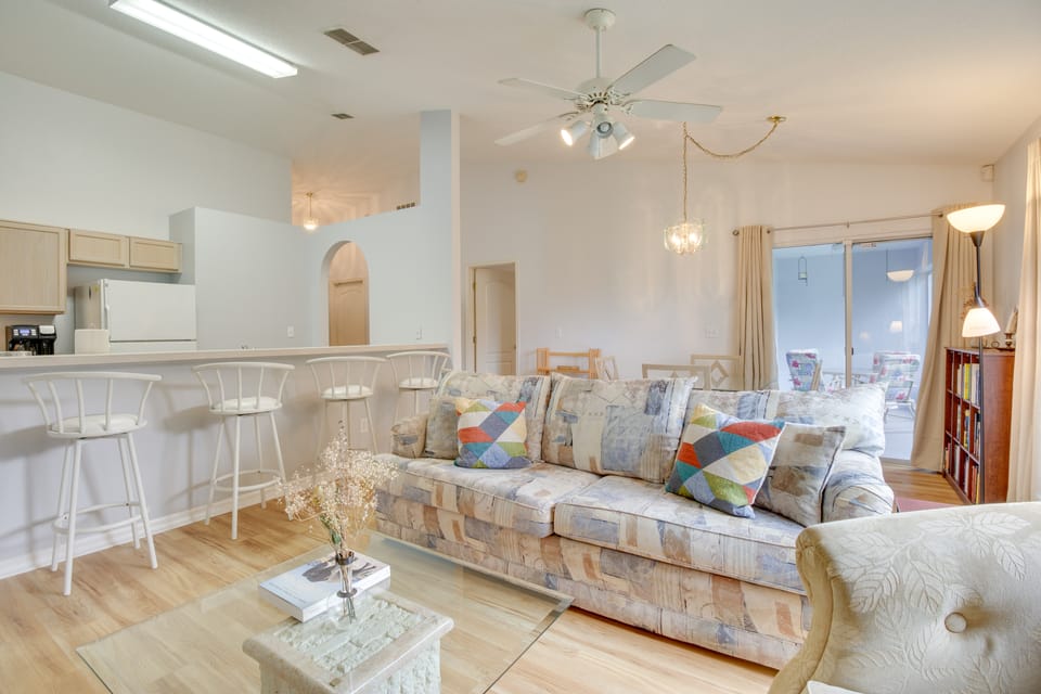 20 Mi to Disney: Condo w/ Pool Access in Clermont! Apartment in Clermont