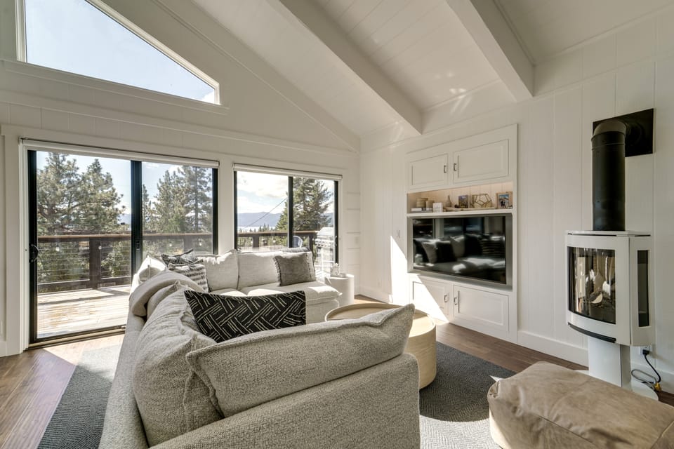 Steps to Beach: Family Home w/ Views in Tahoe City House in Dollar Point