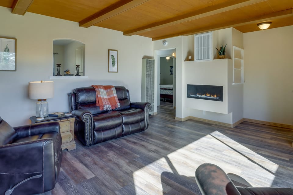 2 Mi to Dtwn: Prescott Gem w/ Patio & Views! House in Prescott