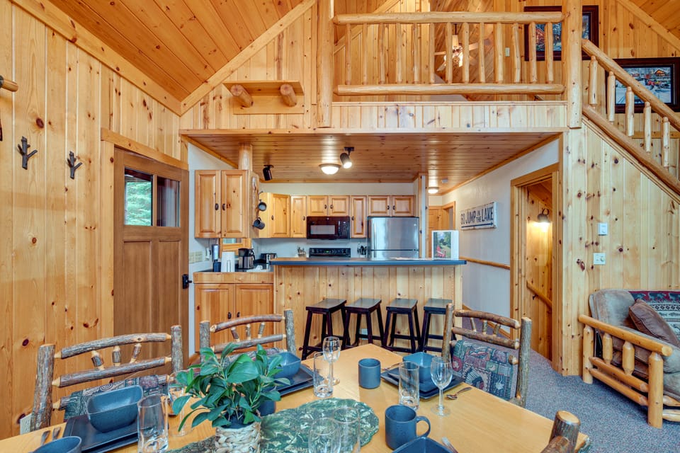 Lakefront Presque Isle Cabin w/ Private Dock House in Wisconsin
