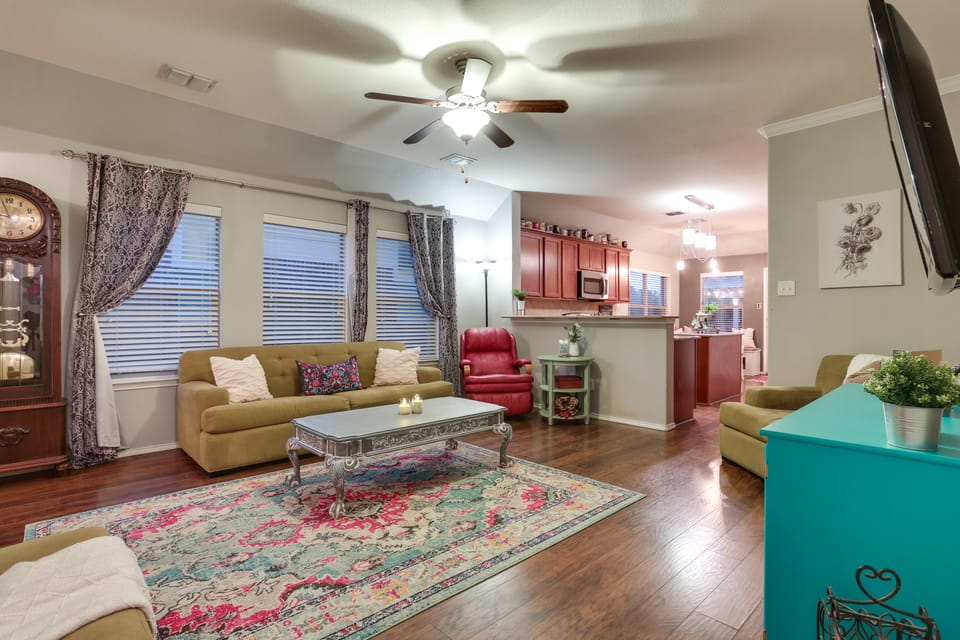 Patio, Pergola & Pool Access: Aubrey Retreat! House in Lake Lewisville