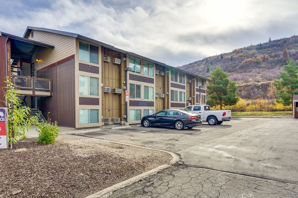 Ultimate Park City Studio w/ Pool & Hot Tub! Apartment in Park City