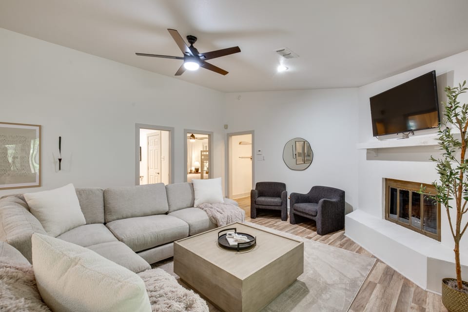 Pickleball/Sport Court: Spacious Kemp Home! House in Cedar Creek Reservoir