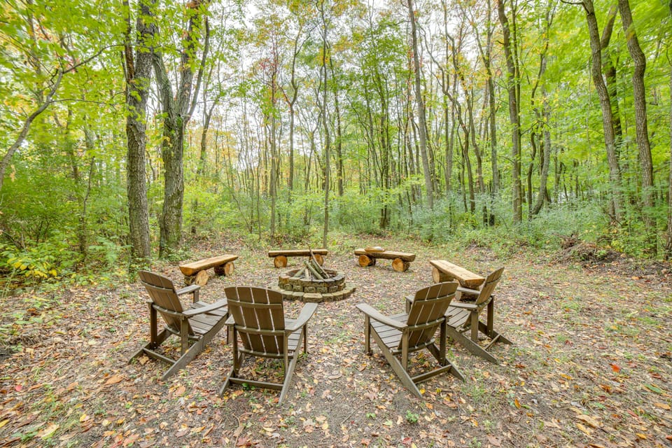 Riverwood: South Haven Retreat on 10 Acres House in Michigan