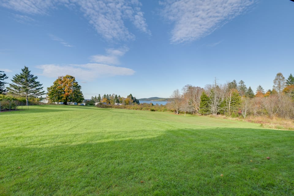 Maine Retreat w/ Ocean Views, Walk to Downtown! Apartment in Eastport