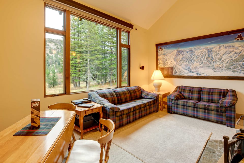 Mountain Condo w/ Fireplace in Kirkwood Ski Resort Apartment in Kirkwood