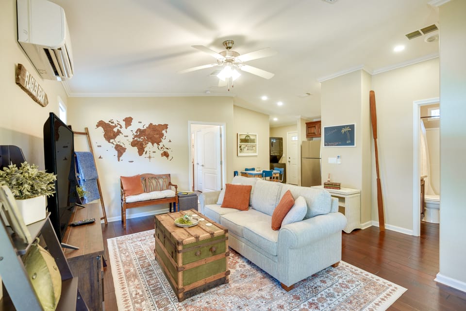 ‘The Hammock Cottage’ w/ Fire Pit < 1 Mi to Beach! House in Palm Coast