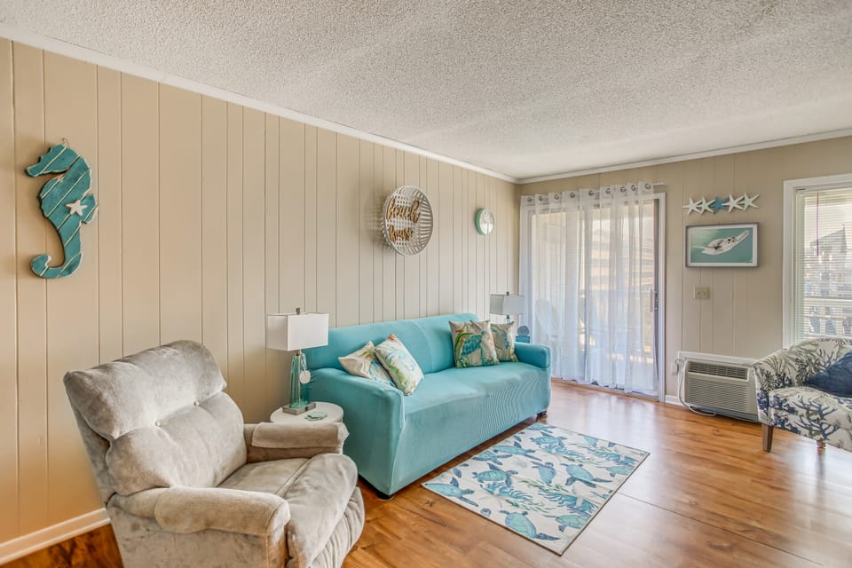Myrtle Beach Vacation Rental - Walk to the Ocean! Apartment in South Carolina