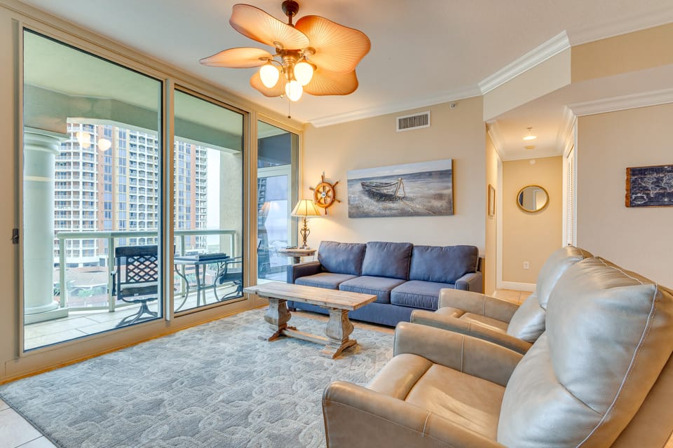 Pensacola Beach Retreat w/ Direct Beach Access! Apartment in Pensacola Beach
