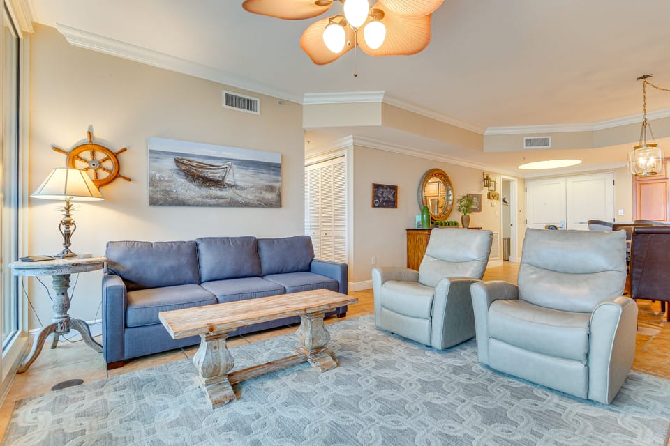 Pensacola Beach Retreat w/ Direct Beach Access! Apartment in Pensacola Beach