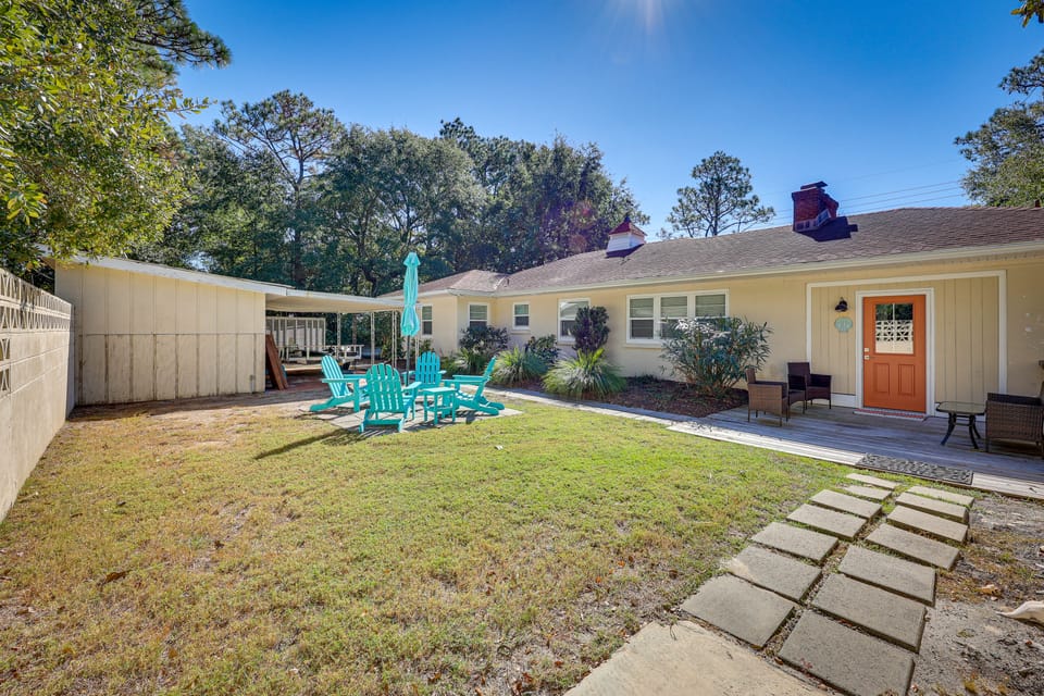 Beachy Wilmington Home: 6 Mi to Riverwalk + Dtwn! House in Wilmington