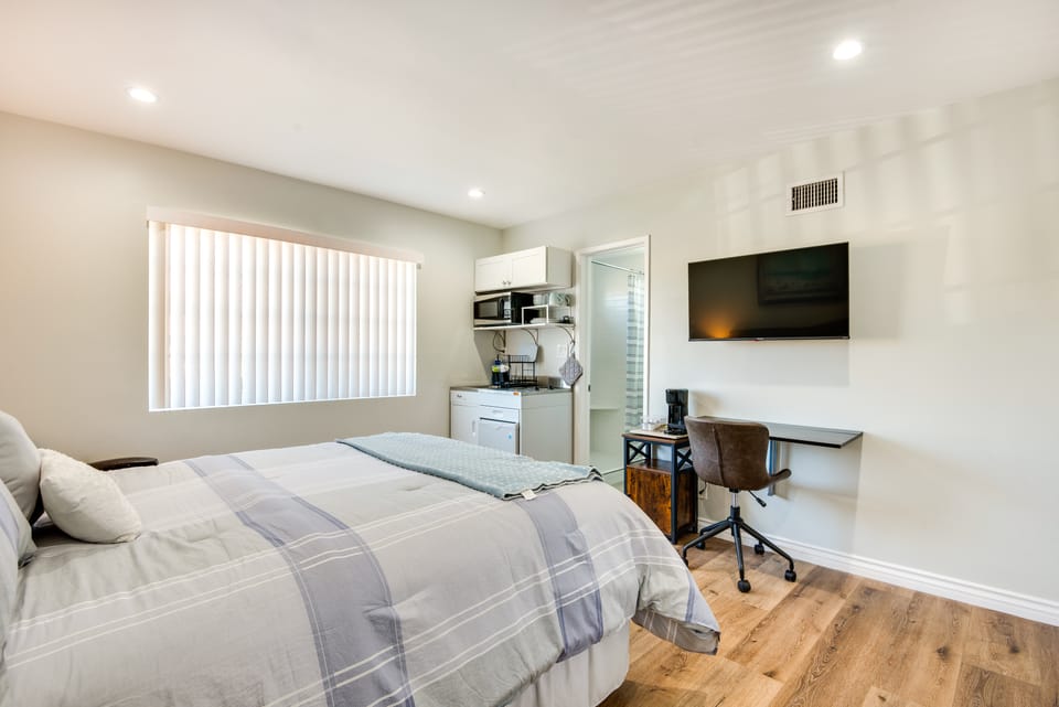 Cozy Simi Valley Studio < 10 Mi to Hiking & Golf Apartment in Simi Valley