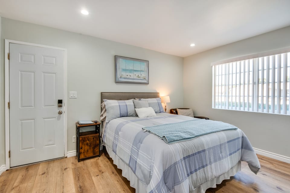 Cozy Simi Valley Studio < 10 Mi to Hiking & Golf Apartment in Simi Valley