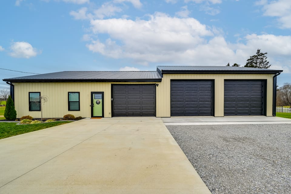 Near CU & Dtwn! Campbellsville Home w/ Game Room House in Kentucky