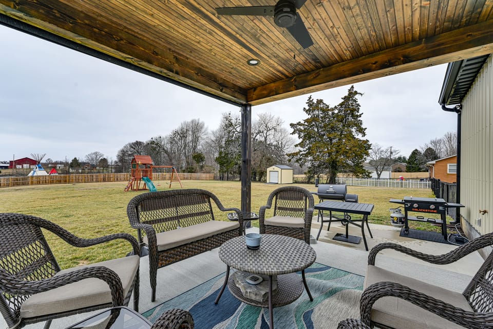 Near CU & Dtwn! Campbellsville Home w/ Game Room House in Kentucky