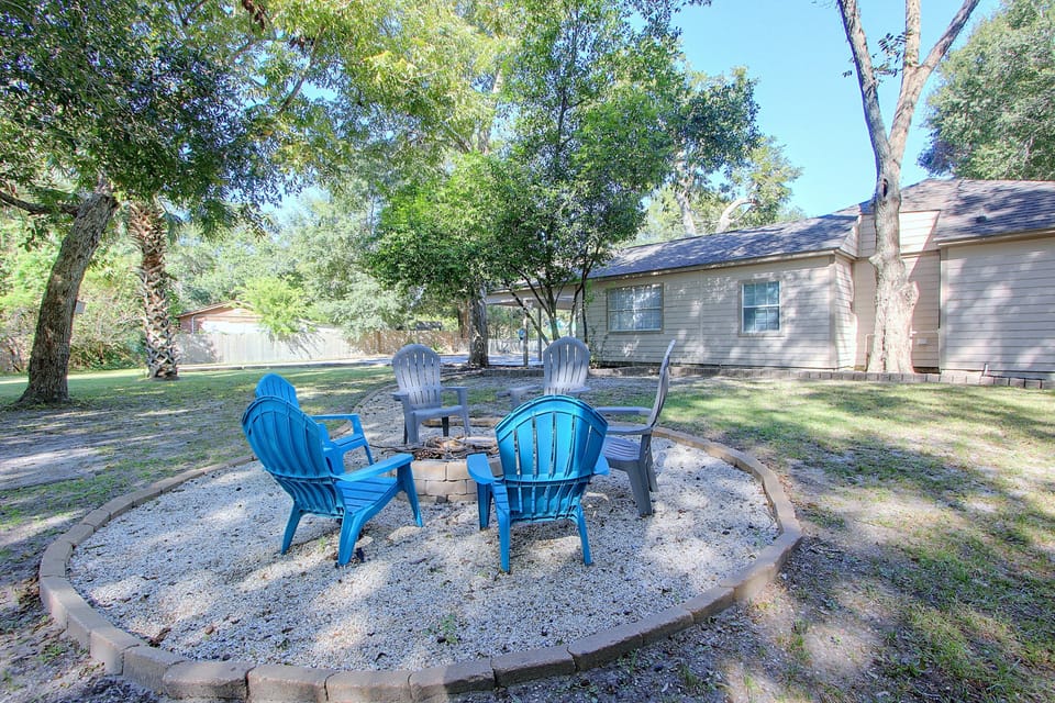 Ample Trailer/RV Parking! Family Home in Gulfport House in Gulfport