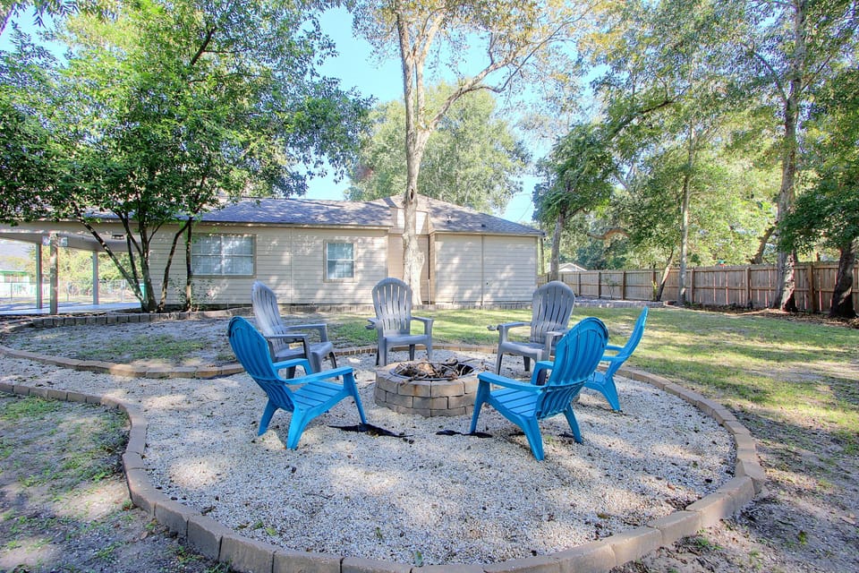 Ample Trailer/RV Parking! Family Home in Gulfport House in Gulfport
