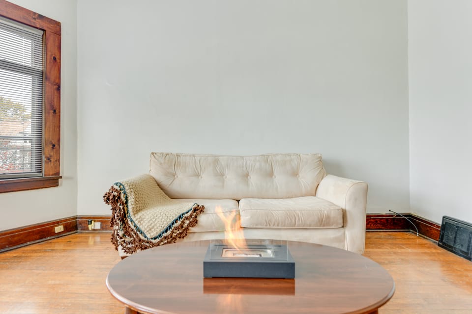 Charming Buffalo Apartment: 2 Mi to Downtown Apartment in Buffalo