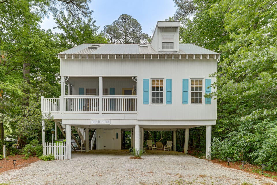 2 Mi to Bethany Beach! Family Home w/ Deck House in Sussex County