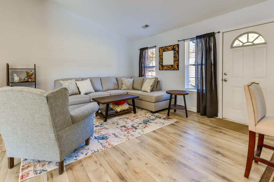 Peaceful Troutman Home: 5 Mi to Lake Norman! House in Lake Norman