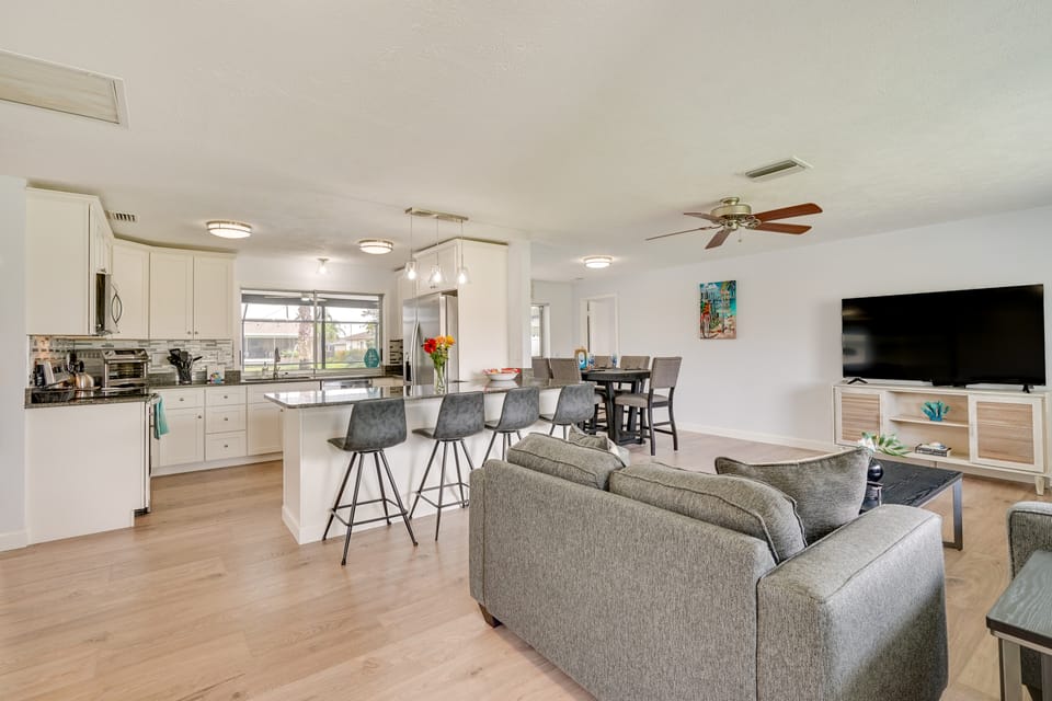 Screened Lanai & Pool: Remodeled Cape Coral Home! House in Cape Coral