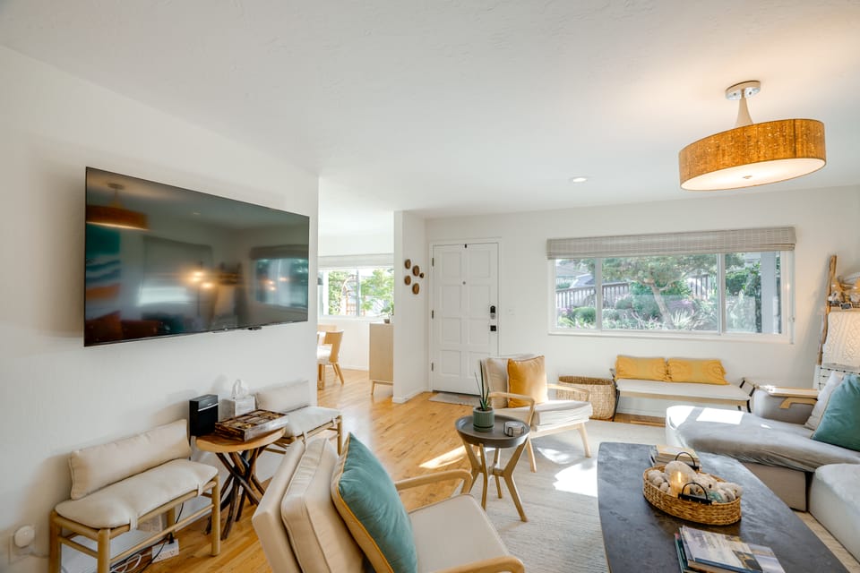 Seaside Home w/ Hot Tub & Patio: Close to Beaches! House in Del Rey Oaks