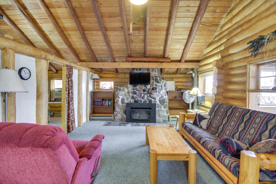 Rustic Bemidji Cabin w/ Boat & Lake Access! Apartment in Minnesota
