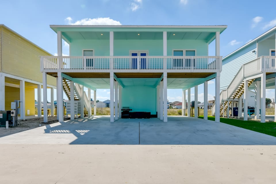 Community Pool Access & Bay View: Rockport Home! House in Texas