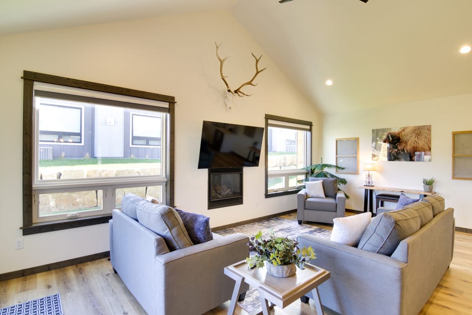 Pet-Friendly Bozeman Home ~ 7 Mi to Downtown! House in Idaho