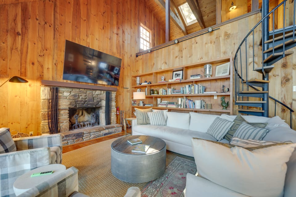 Mountain-View Cashiers Home: Near High Hampton!- House in Tennessee