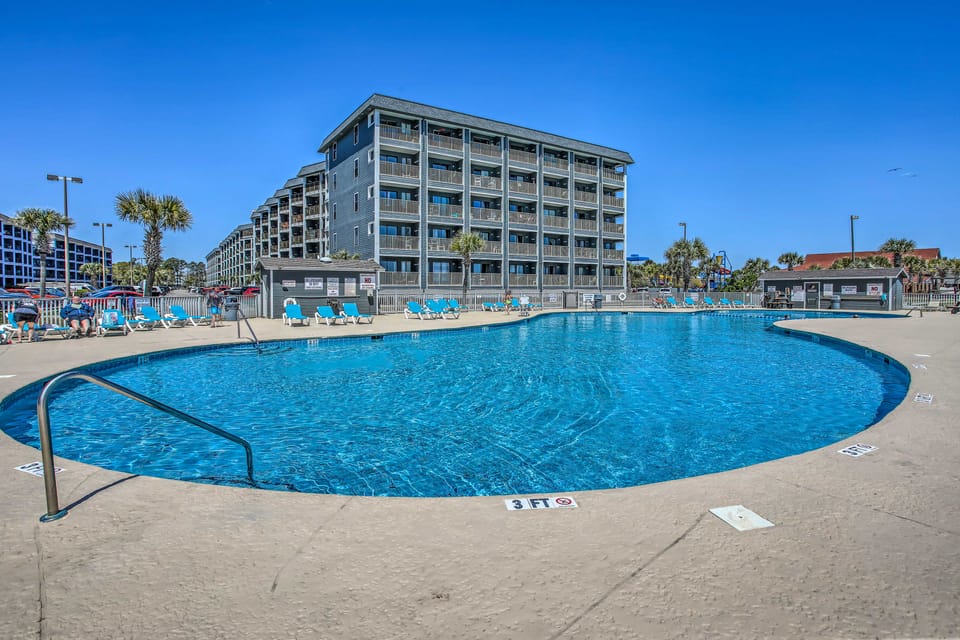 Resort on the Beach w/ Lots of Amenities Apartment in South Carolina