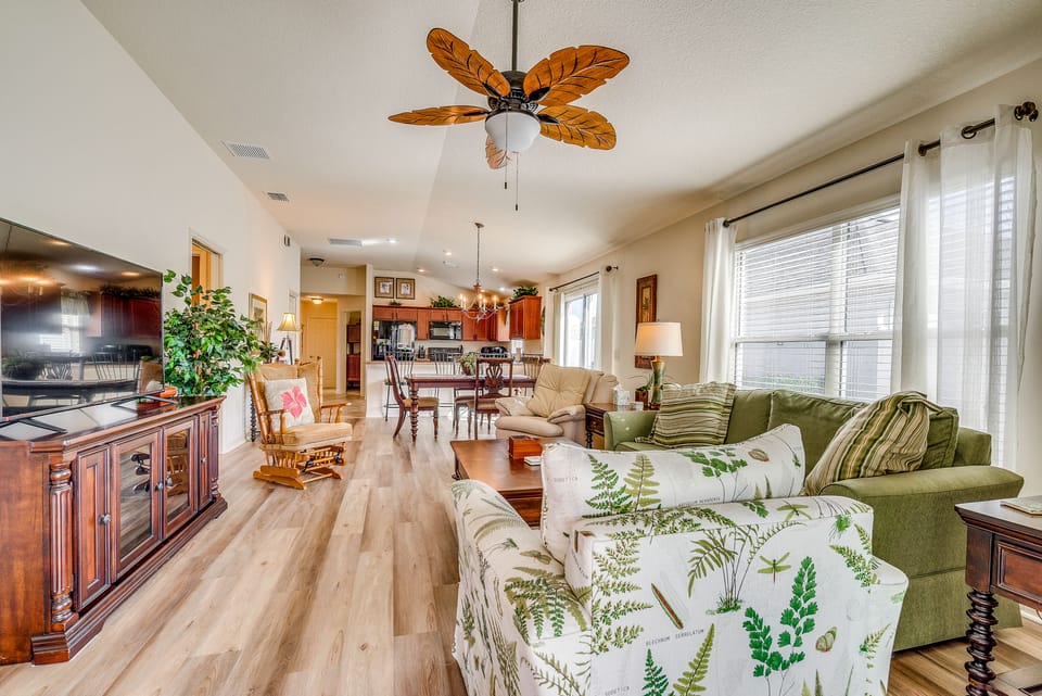 Screened Lanai & Grill: Home in The Villages House in The Villages