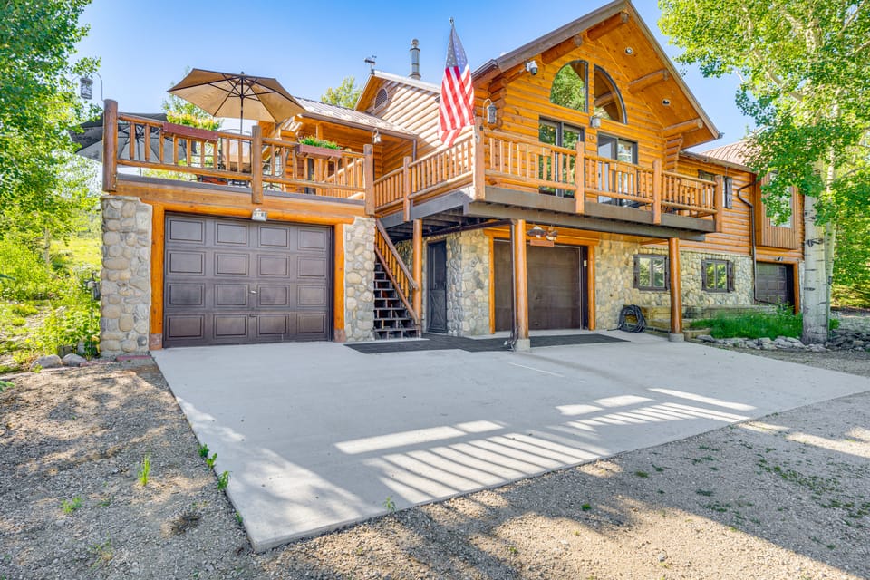 Lake & Mtn Views: Spectacular Grand Lake Home House in Rocky Mountain National Park