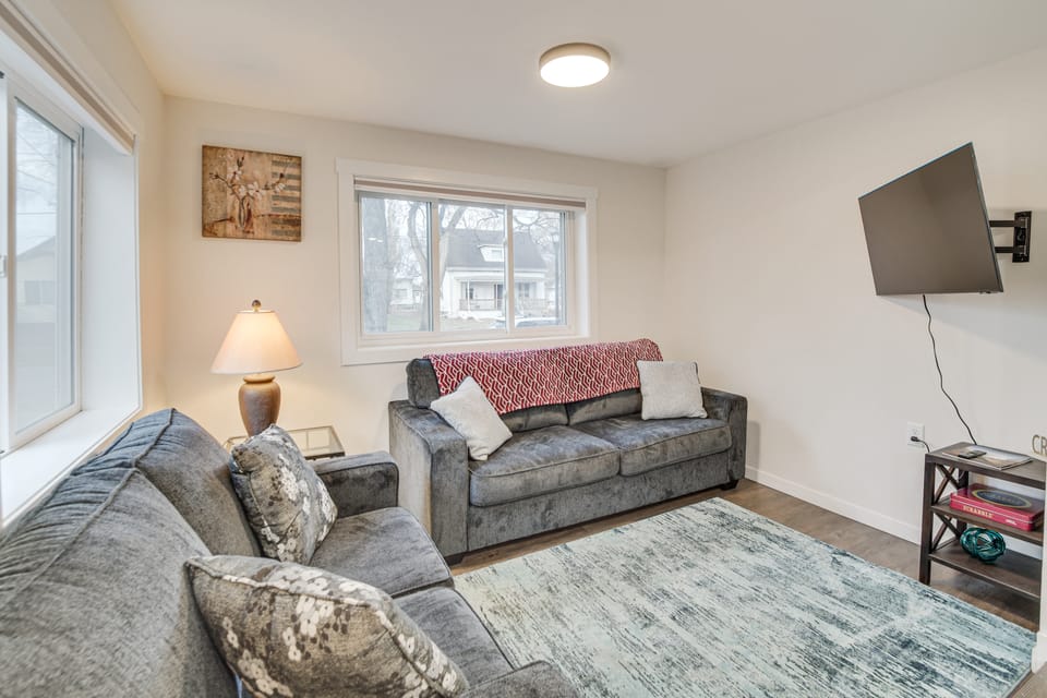 Dog-Friendly Home < 1 Mi to Downtown Fargo! House in Moorhead