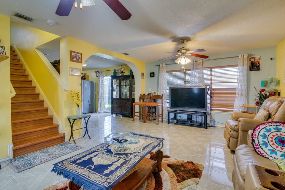 Charming McAllen Rental Home w/ Private Backyard! House in McAllen