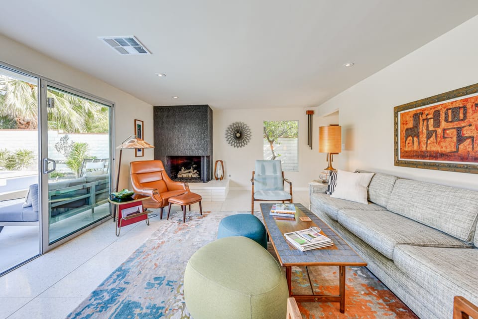 2 Mi to Downtown: Luxe Palm Springs Home! House in Palm Springs