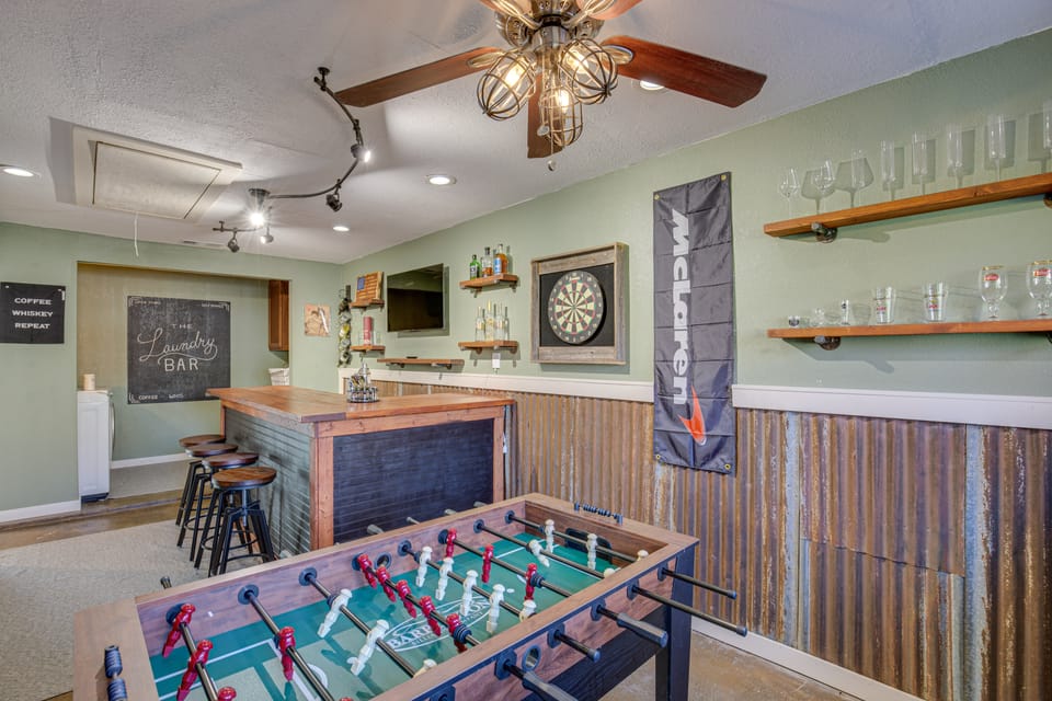 Game Room & Fire Pit: Family-Friendly Aubrey Home House in Texas