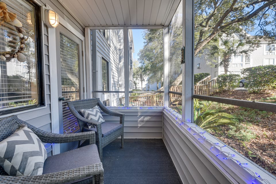 Arcadian Dunes 1st-Floor Gem: Pool & Beach Access! Apartment in South Carolina