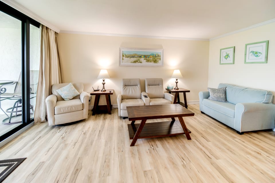 Marco Island Waterfront Condo w/ Community Pool! Apartment in Marco Island
