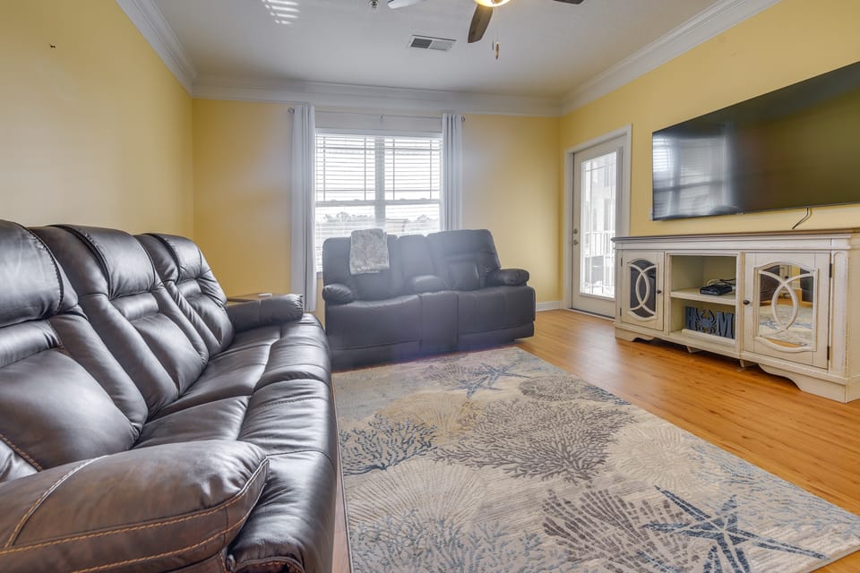 'Northern Escape' Condo in Golf Club Near Beaches Apartment in South Carolina