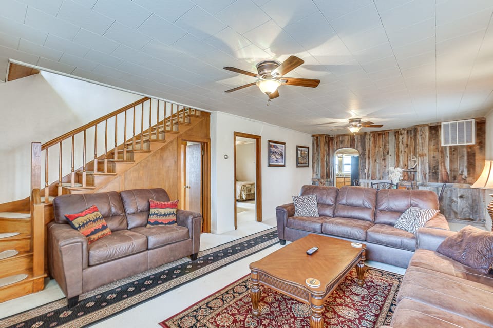 Comanche County Home Near Hunting & Fishing! House in Kansas