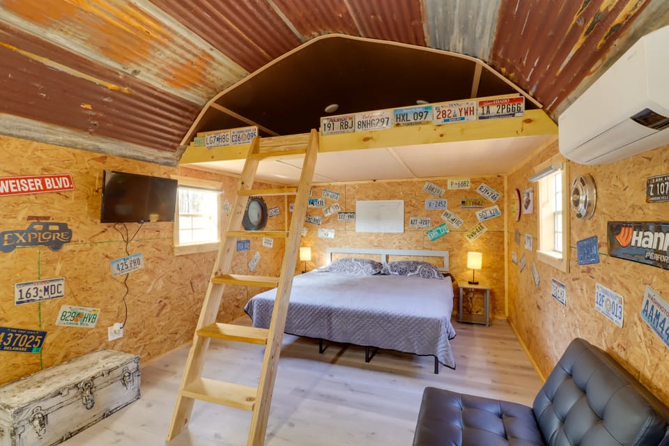 Higden Studio Cottage < 1 Mi to Greers Ferry Lake Apartment in Greers Ferry Lake